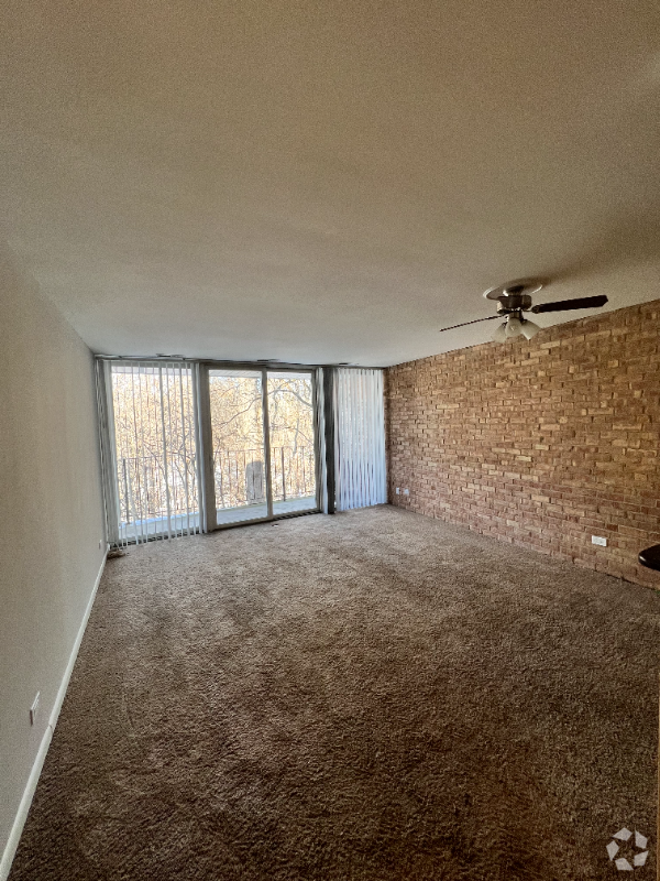 Building Photo - 5760 Abbey Dr