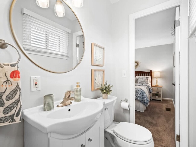 Building Photo - 126 Beachwood Ave