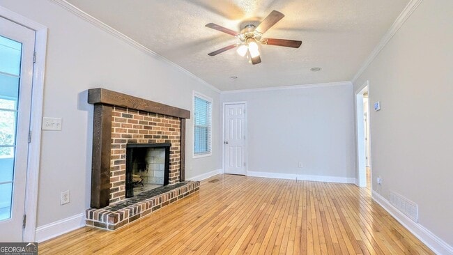 Building Photo - 2510 Cove Rd