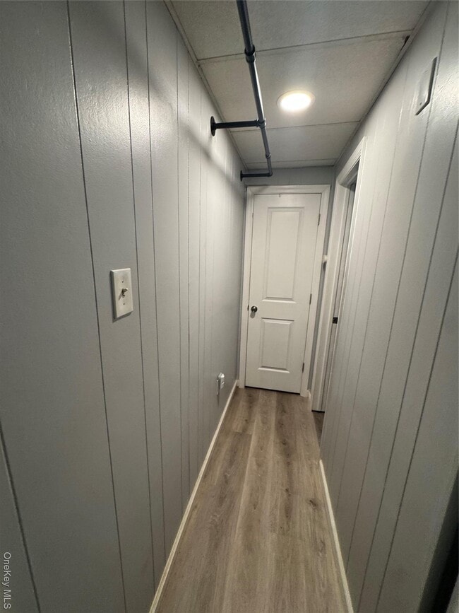 Building Photo - 119 Sequoia Dr