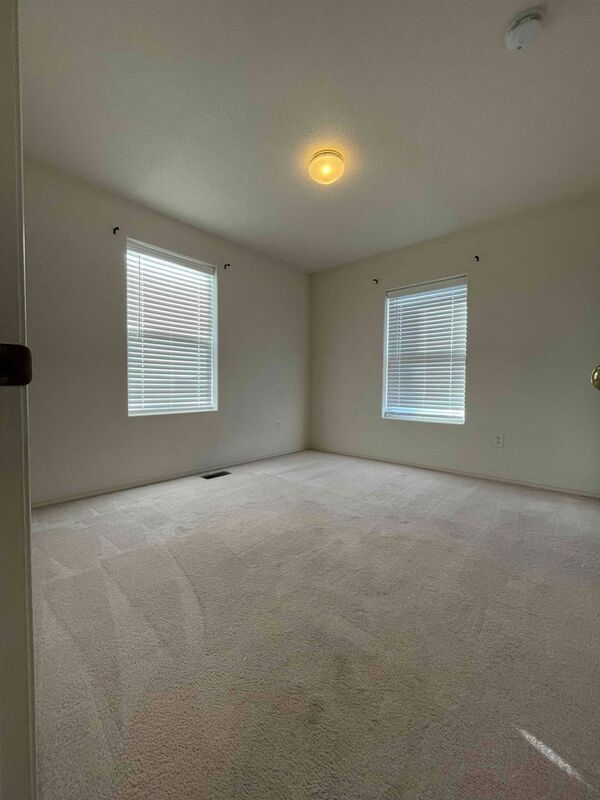 Building Photo - 451 Stardust Ct