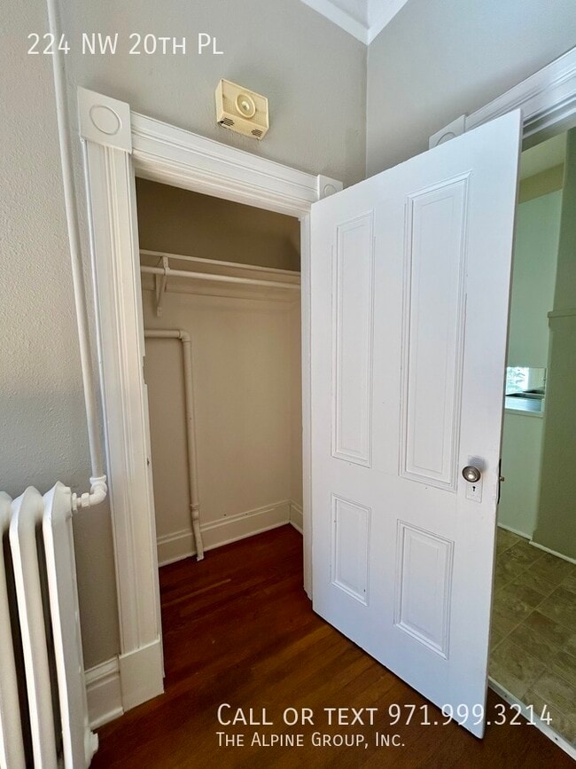 Building Photo - 224 NW 20th Pl