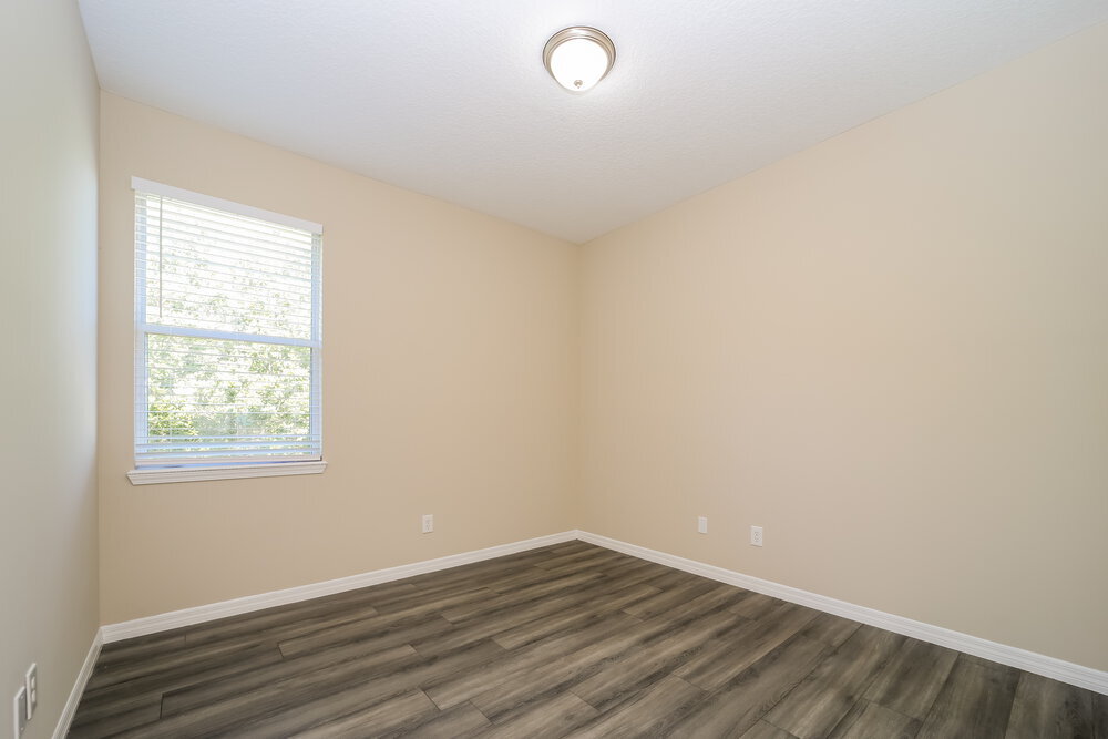 Building Photo - 731 E Red House Branch Rd