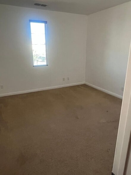 Building Photo - 16969 Old Lake Rd