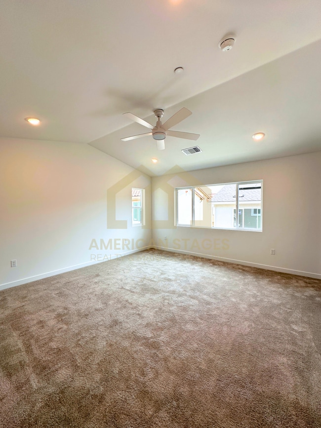 Building Photo - 1724 River Vista Way