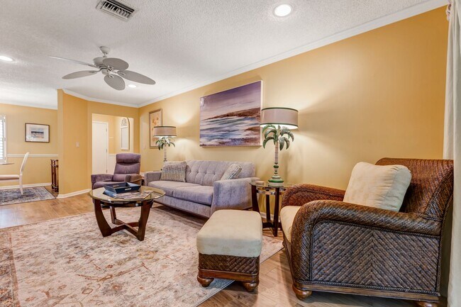Building Photo - 4126 Belair Ln