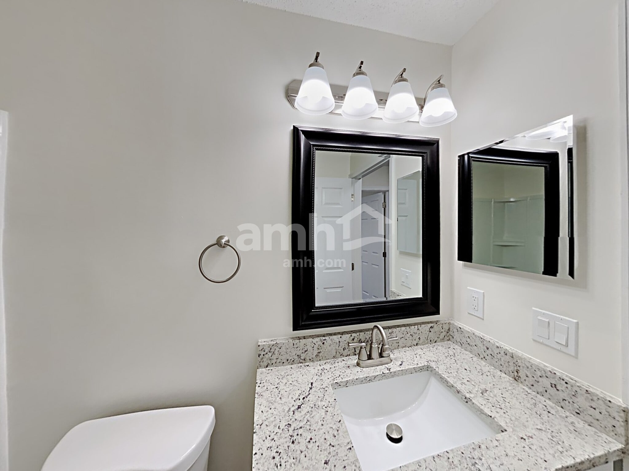 Building Photo - 7590 Fawn Lake Dr N