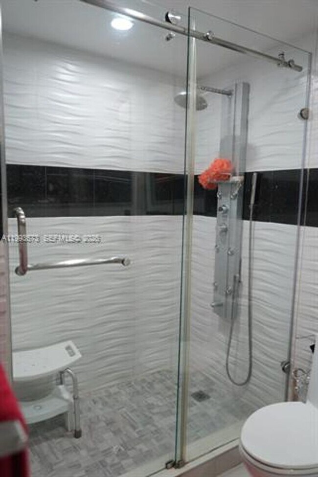 Building Photo - 690 SW 1st Ct