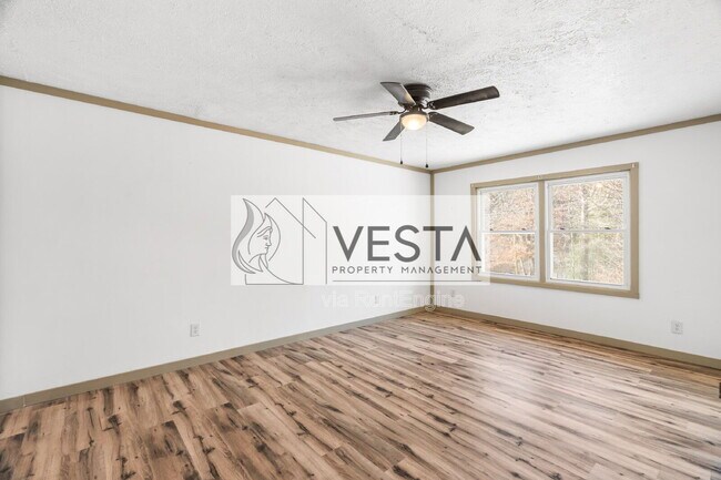 Building Photo - 326 New Salem Rd