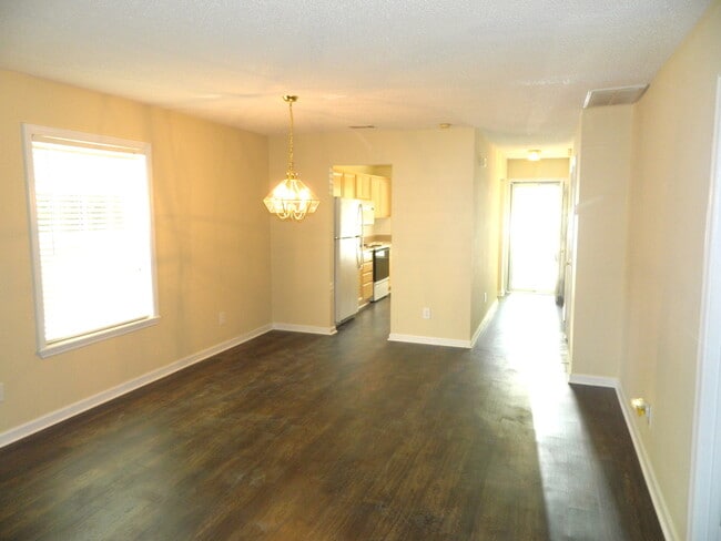 Building Photo - 71 Tiburon Trail