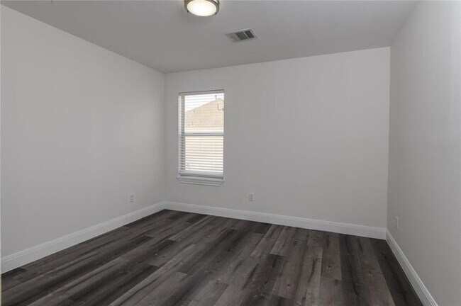 Building Photo - 12407 Urban Dale Ct