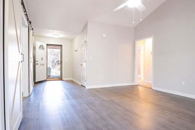 Building Photo - Spacious 3BR on Oversized Fenced Lot | GREAT PRICE!