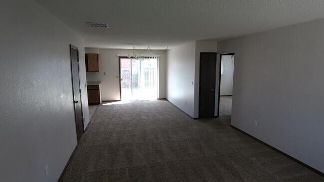 Building Photo - 2 bedroom in Loveland CO 80537