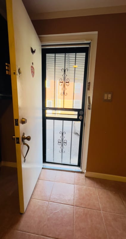 Building Photo - 325 Hampden Rd