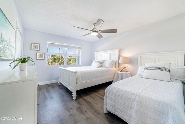 Building Photo - 2750 Ocean Shore Blvd