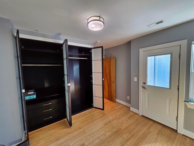 Building Photo - 3404 13th St NW