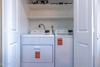 Building Photo - 4662 W Krall St