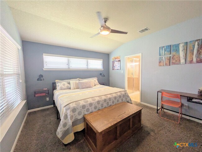 Building Photo - 735 Spectrum Dr