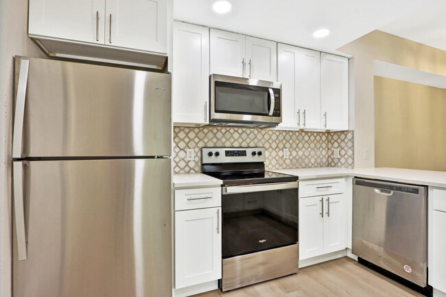 Building Photo - 2724 Anzio Ct