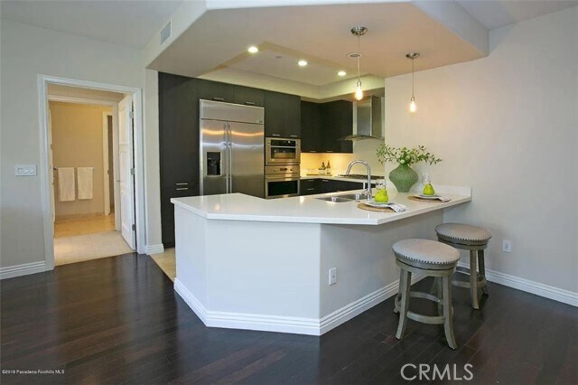 Building Photo - 511 Caruso Ave