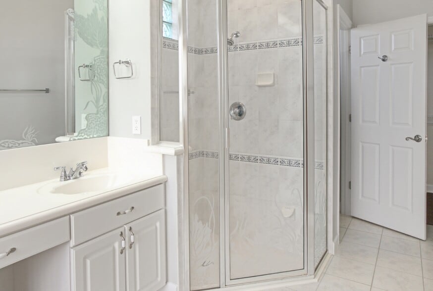 Building Photo - 1401 Sweet Bay Ct