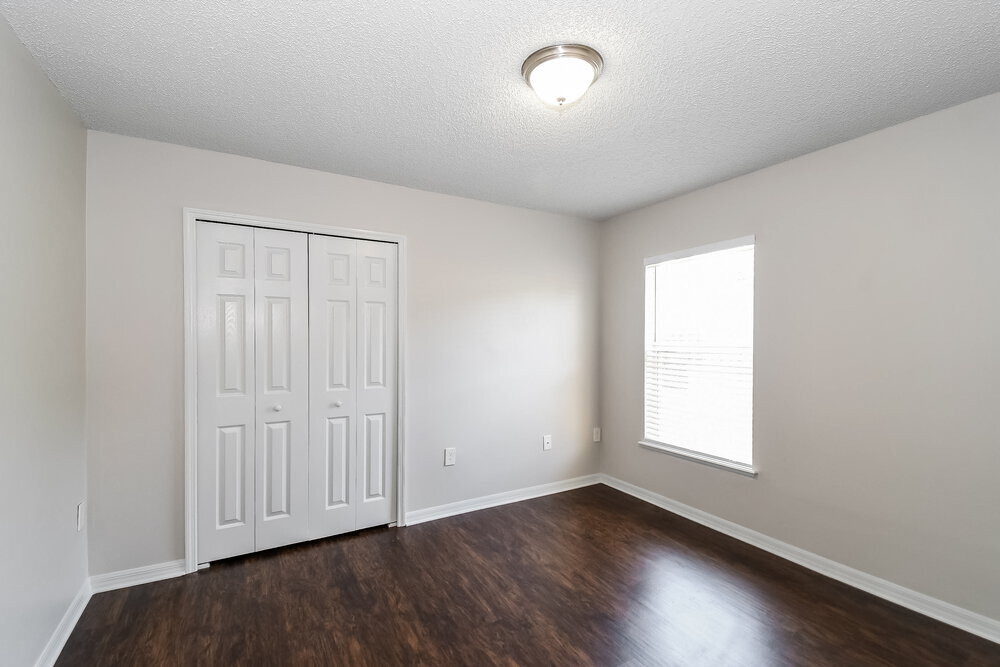 Building Photo - 7428 Prosperity Park Rd N