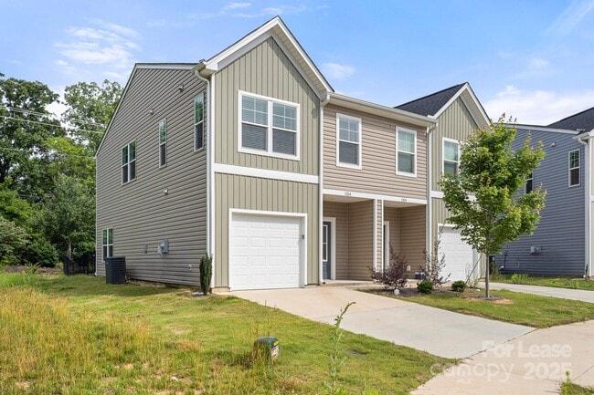 Building Photo - 110 Blakeslee Ct