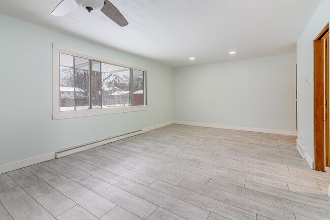 Building Photo - 307 Norfolk St