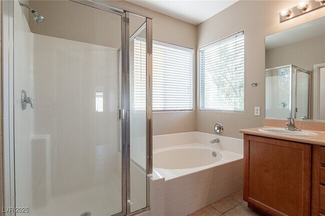 Building Photo - 8941 Bentonville Ct