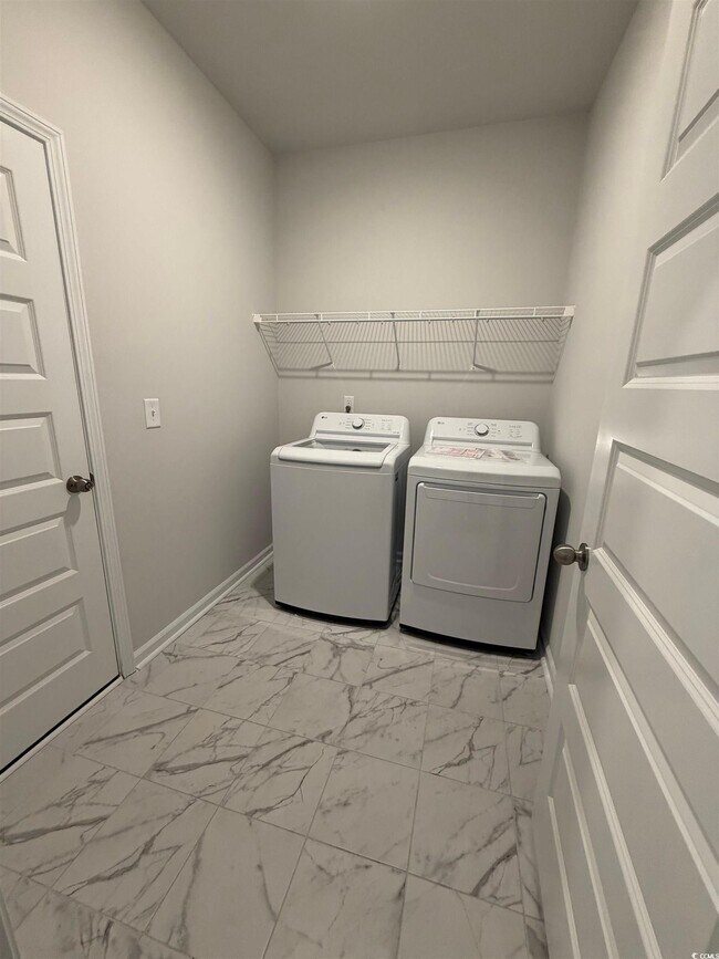 Building Photo - 699 Laconic Dr