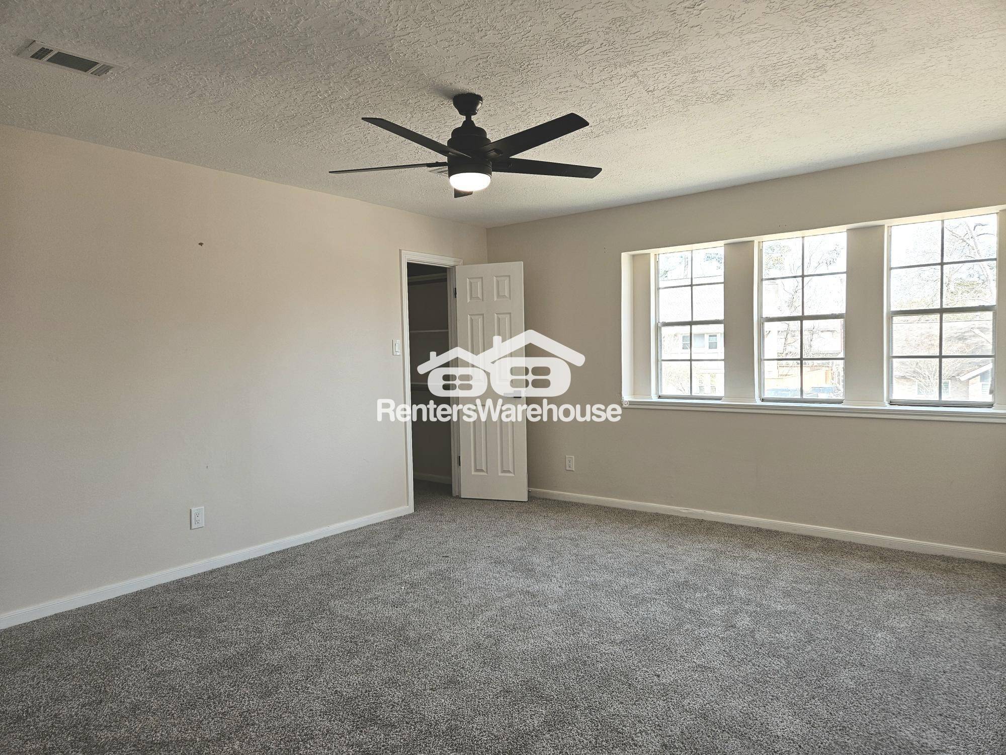 Building Photo - 16627 Aldenham Pl