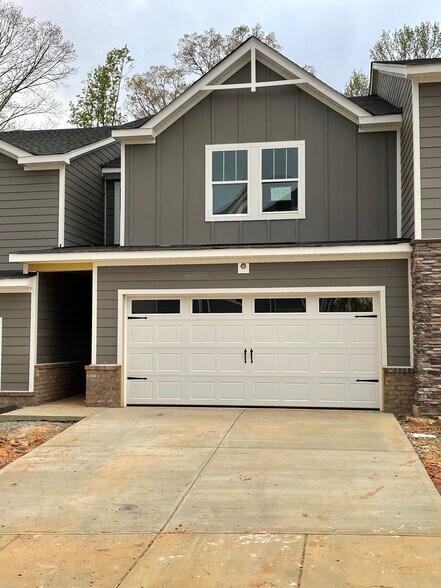 Building Photo - 1010 Maltby St