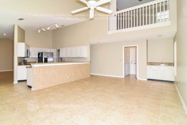 Building Photo - 5215 NW 51st Ct