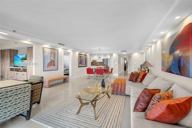 Building Photo - 3507 Oaks Way