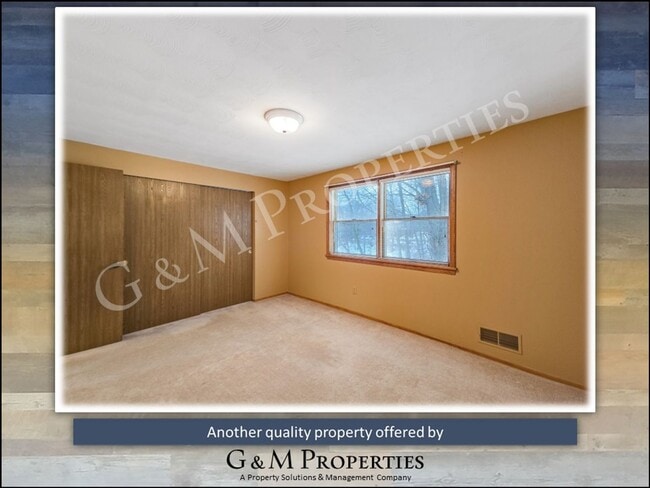 Building Photo - Rare 4-Bedroom Home Rental in the Penfield School District!