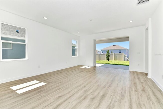 Building Photo - 4485 Davos Dr