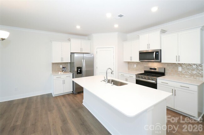 Building Photo - 2043 Harlequin Dr