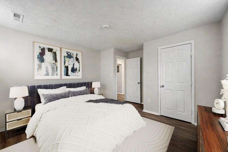 Building Photo - 562 Glenwood Ave