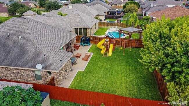 Building Photo - 23 West St