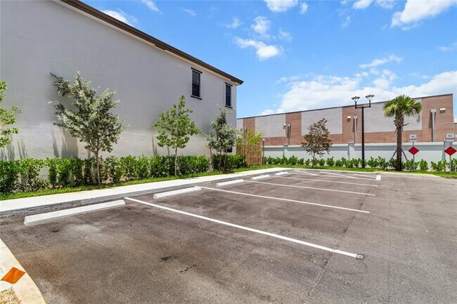 Building Photo - 221 SW 159th Way