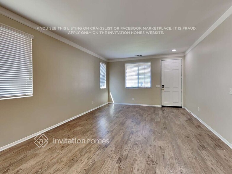 Building Photo - 1679 Benedict Ct