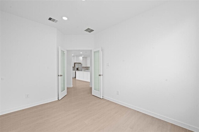 Building Photo - 16618 Golden Harvest Dr