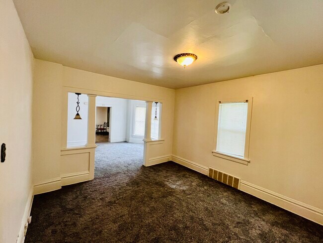 Building Photo - 2018 62nd St