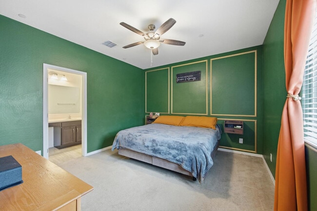 Building Photo - 21359 W Alvarado Rd