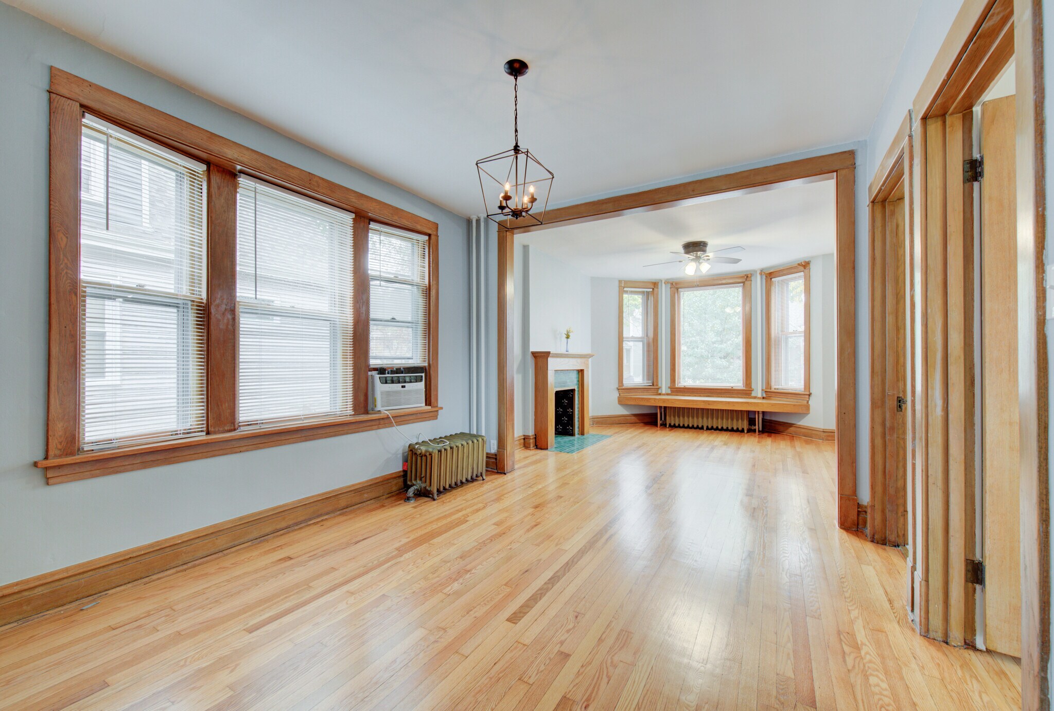 Building Photo - 532 Thomas Ave