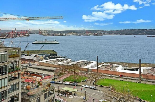 Building Photo - 2Bd/2Ba Seattle Condo