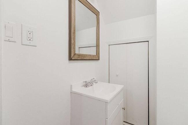Building Photo - 153 Anacostia Ave NE
