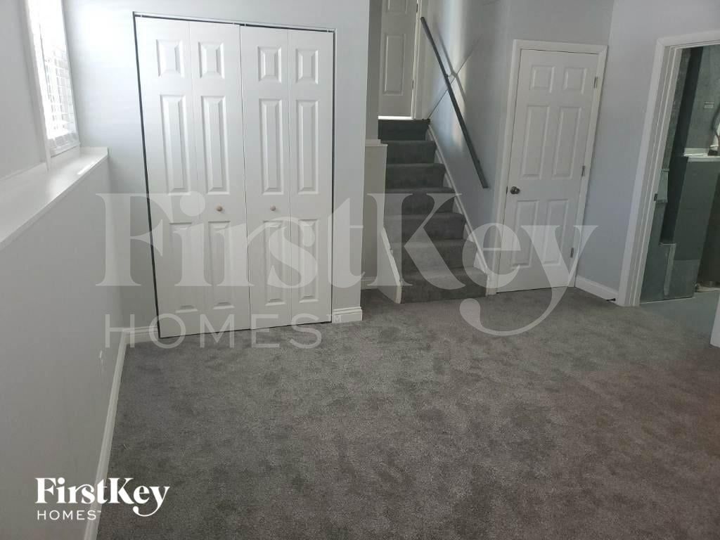 Building Photo - 4207 Edinburgh Dr