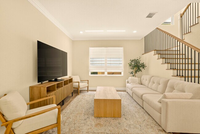 Building Photo - 7630 Topiary Ave