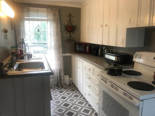 Building Photo - 22 Pleasant View Ave